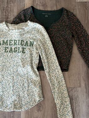 Duo American Eagle Outfitters Green Patterned Crop Top and Cream Patterned Top S
